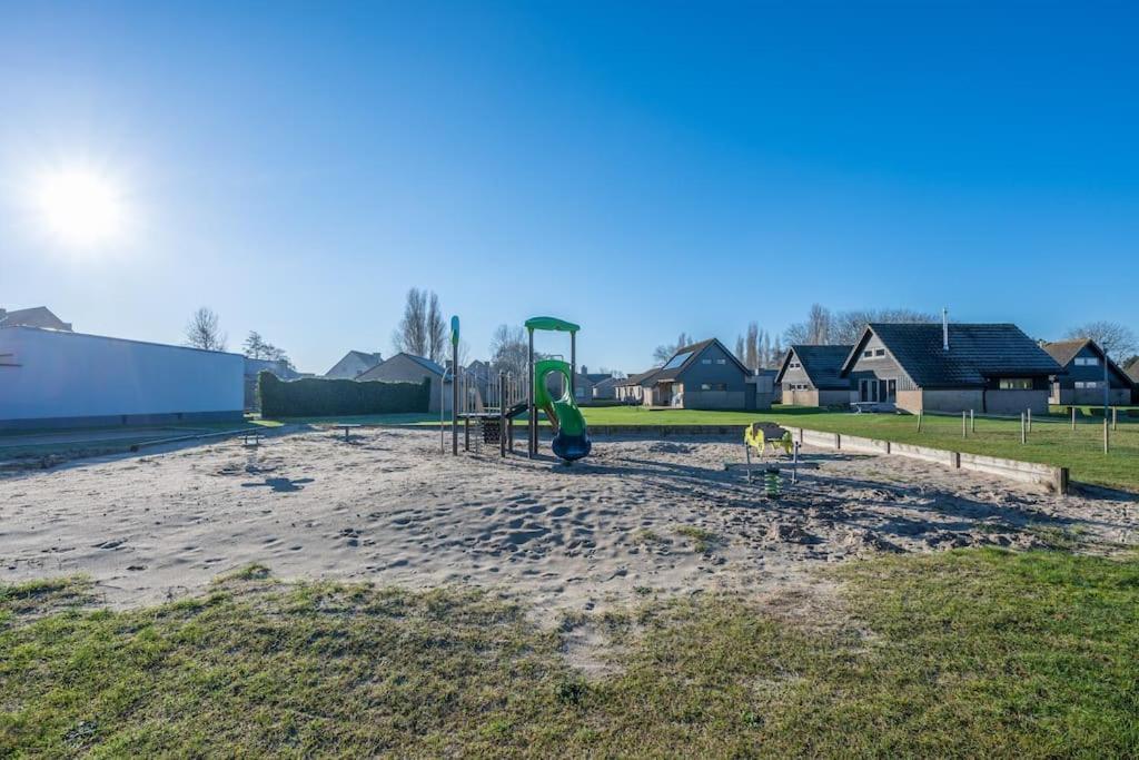 Bungalow De Strandjutter 8 Persons Middelkerke Exterior foto